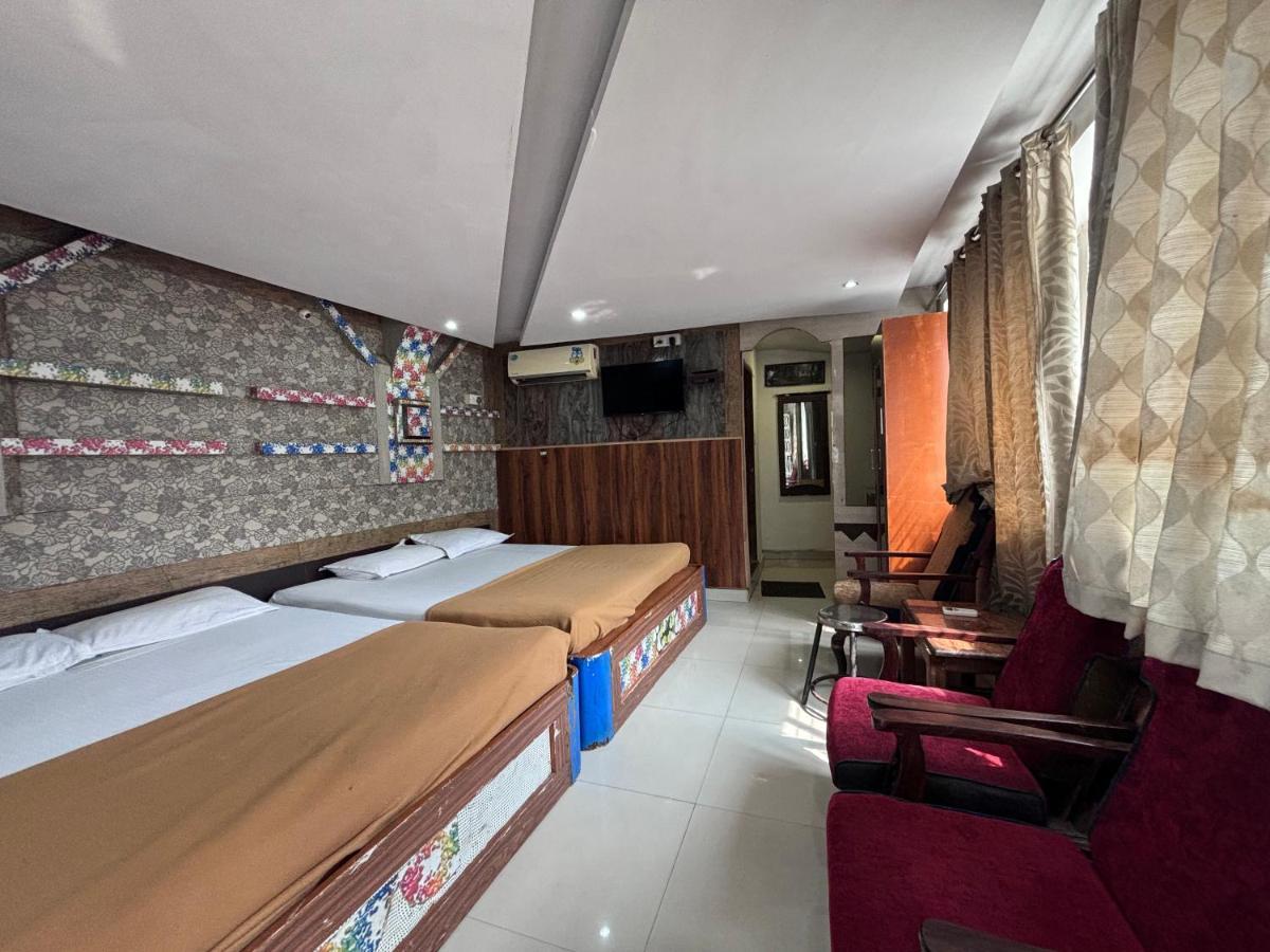 Hotel Raj Empire 마이소르 외부 사진